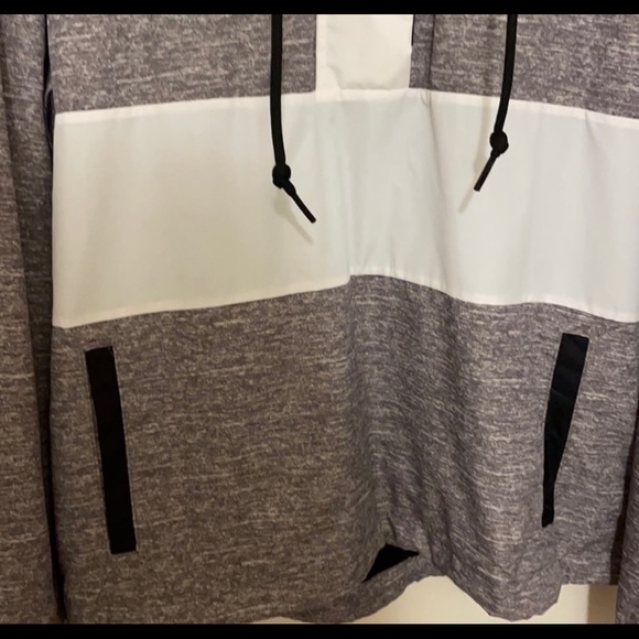 Pink pull over jacket - Picture 6 of 7